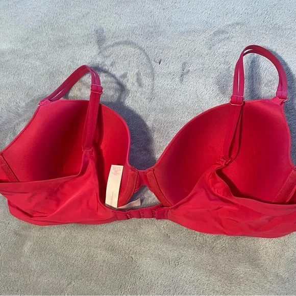 Victoria's Secret Pink Demi-Buste Bra - Picture 2 of 3